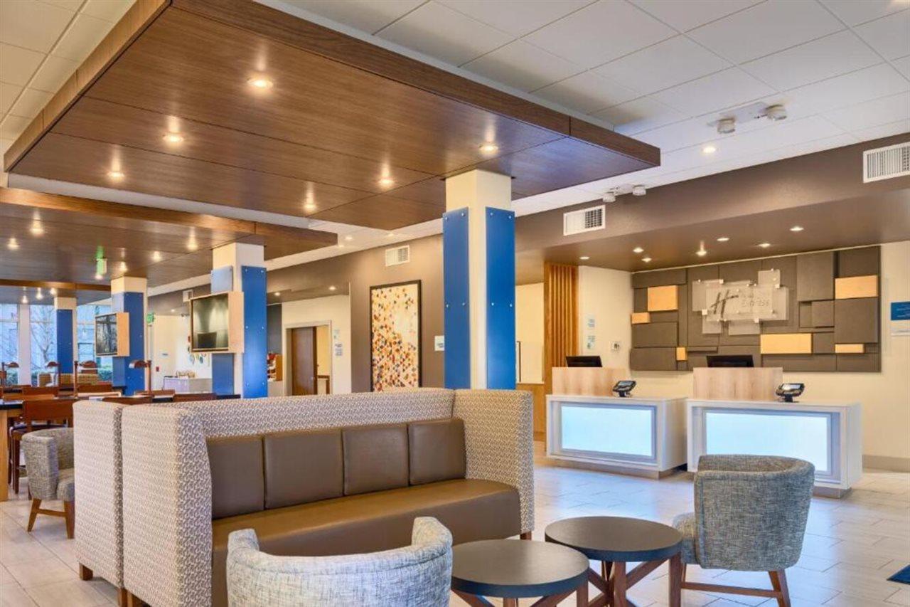 Holiday Inn Express & Suites Salem North - Keizer By Ihg מראה חיצוני תמונה